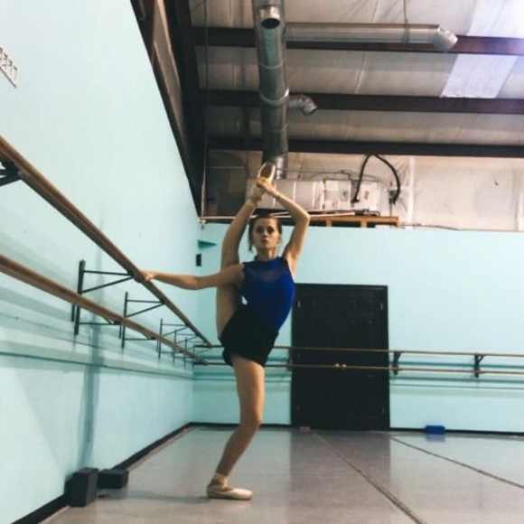 Meet your Posher, Melanie - Picture 1 of 1